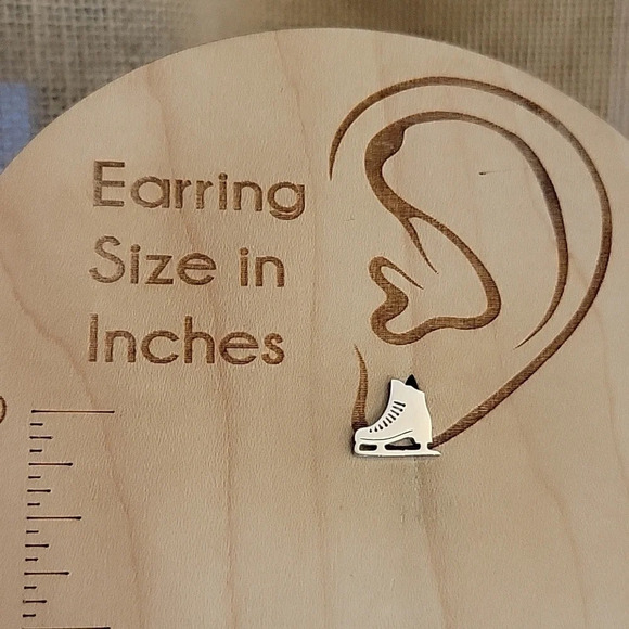 Ice Skate Stud Earrings, choice of color - Picture 4 of 6